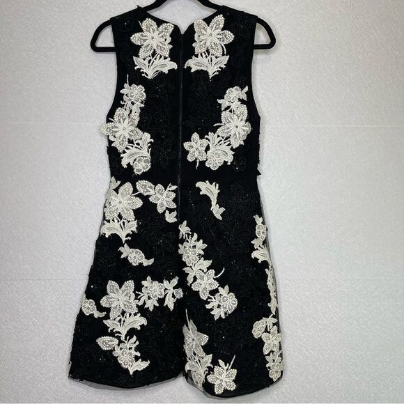 Alice + Olivia Floral Appliqué Sequin Lace Embellished Dress 8 - Picture 6 of 7